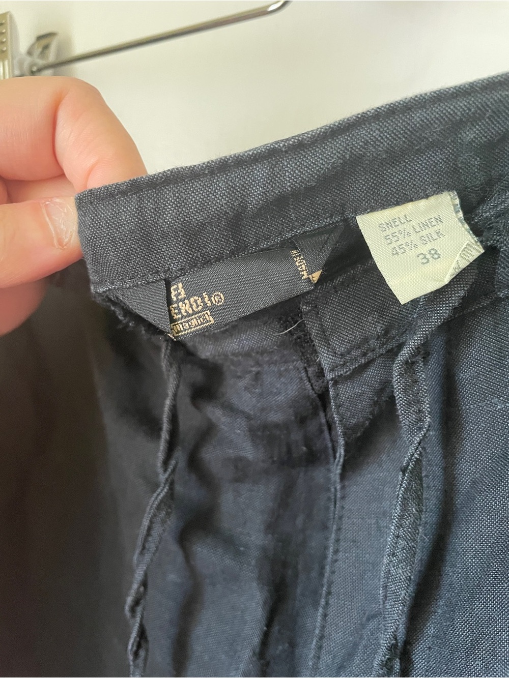 Black linen and silk Drawstring Pants - Picture 4 of 5